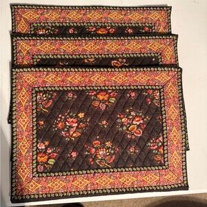 Vintage Vera Bradley Placemat in CHOCOLAT  in New condition. One placemat.